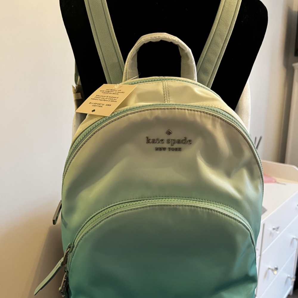 BNWT Kate Spade Medium Backpack - Picture 9 of 12
